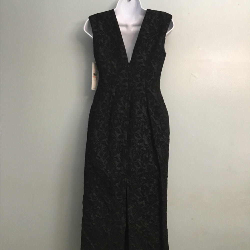 Calvin Klein Elegant Black Sleeveless Midi Dress - Picture 4 of 16